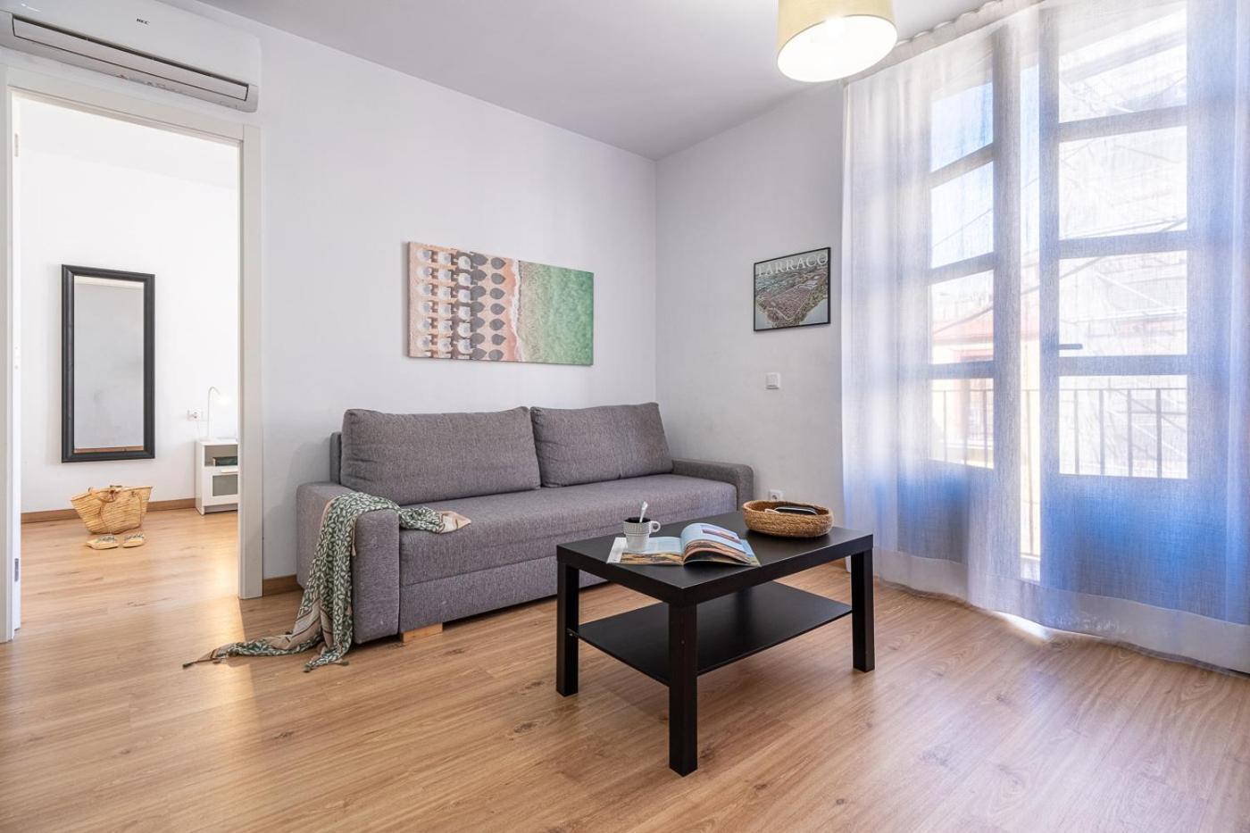 Tarragona Apartments Bagian luar foto
