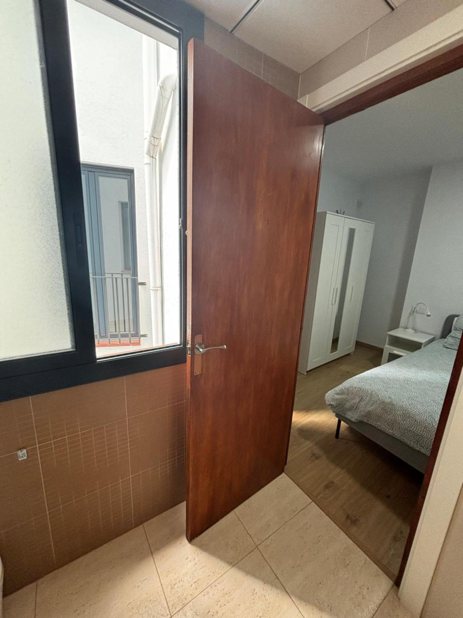 Tarragona Apartments Bagian luar foto