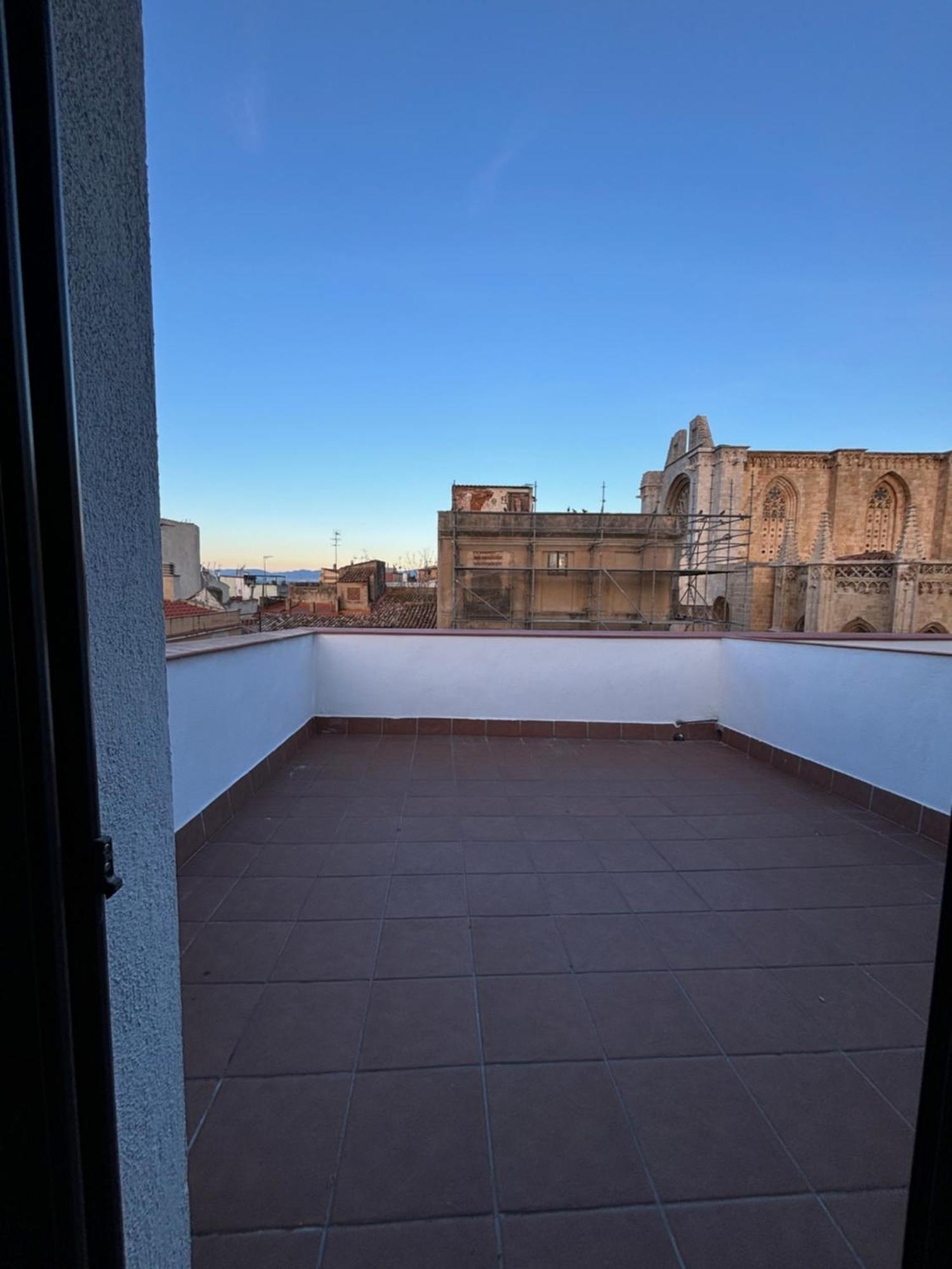 Tarragona Apartments Bagian luar foto